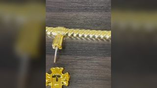 El ataúd trenzado vintage premium maneja hardware funerario duradero
