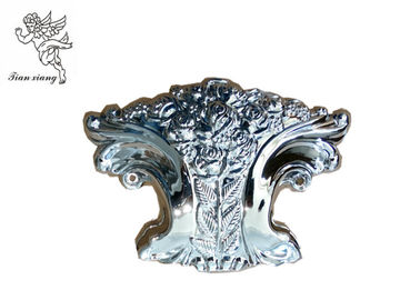 El ataúd fúnebre plástico de plata arrincona el hardware del ataúd de la decoración del ataúd para Madrid