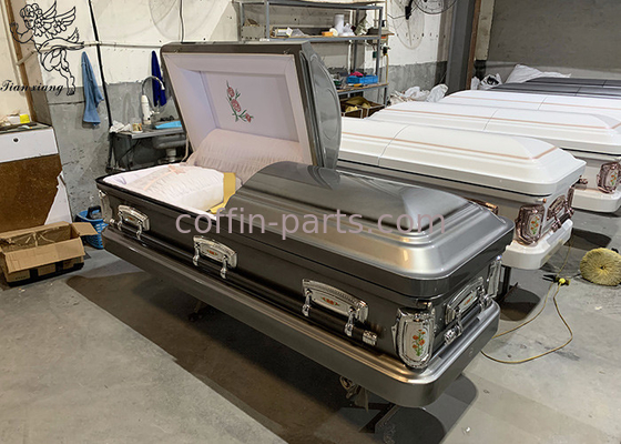 ISO9001 Ataúd decorativo de acero inoxidable personalizable para arreglos funerarios
